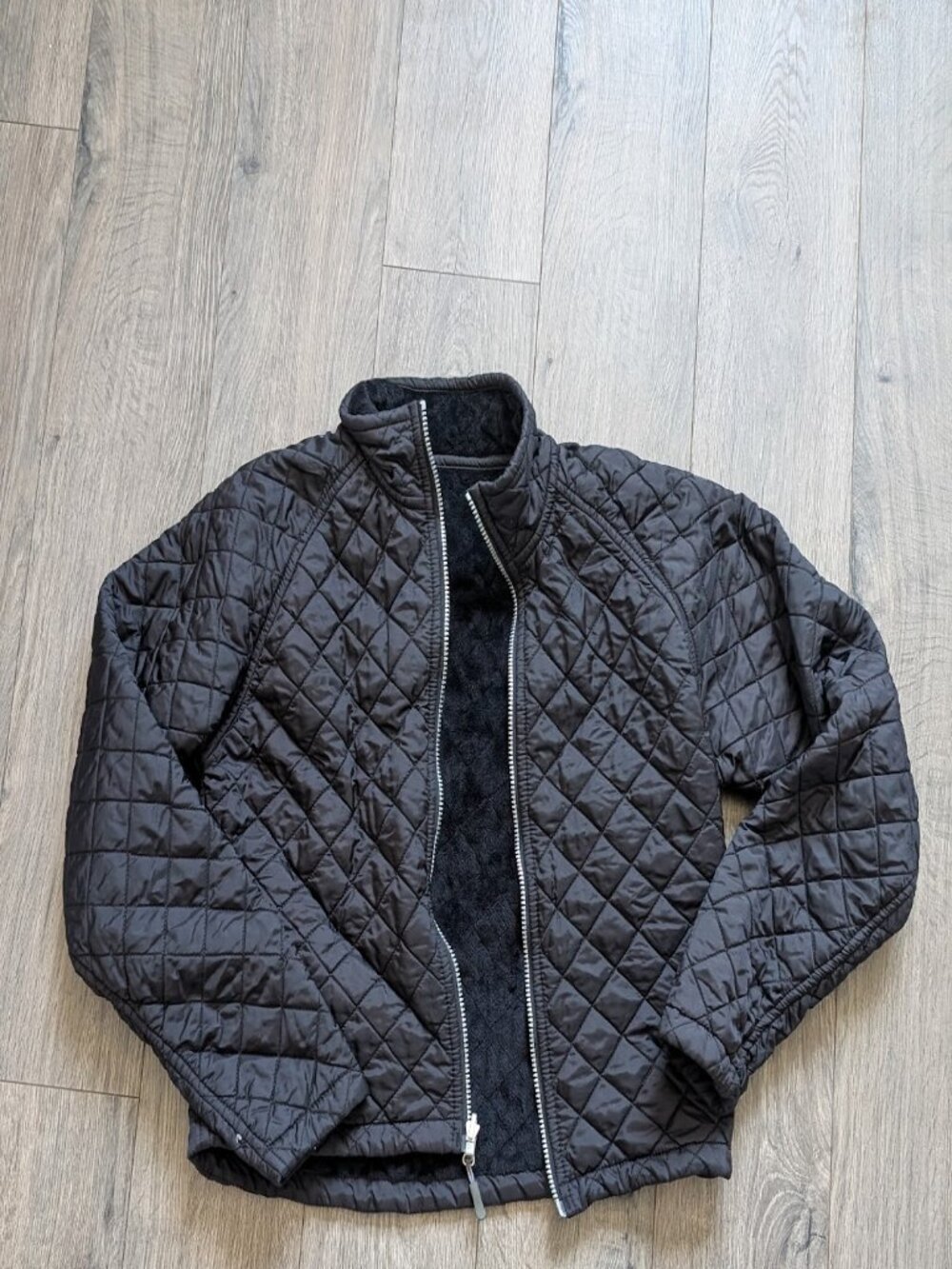 82🖤 Cropped Quilted Jacket Black Fleece Lined (Oversized Fit) 🖤
